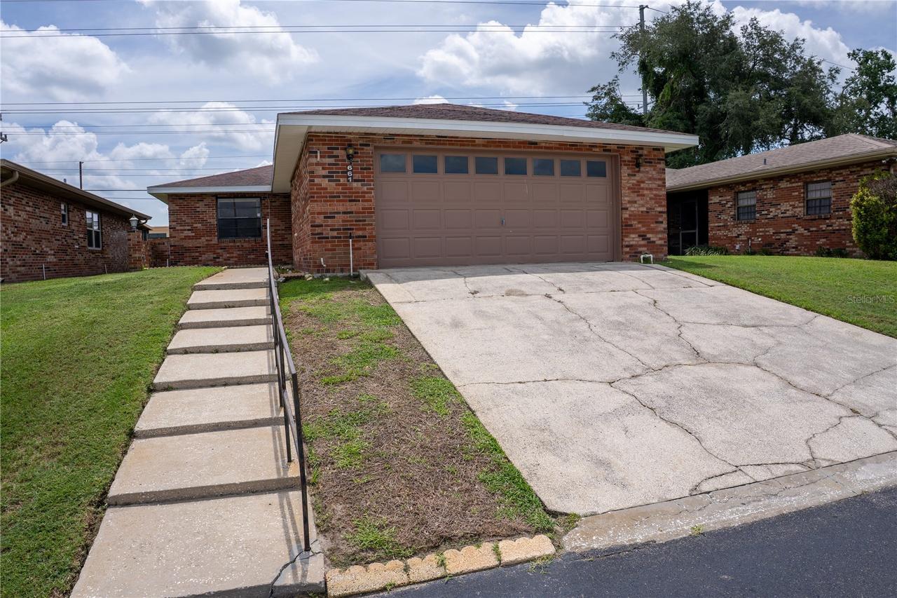 661 Lake Carolyn Cir., Lakeland, FL 33813