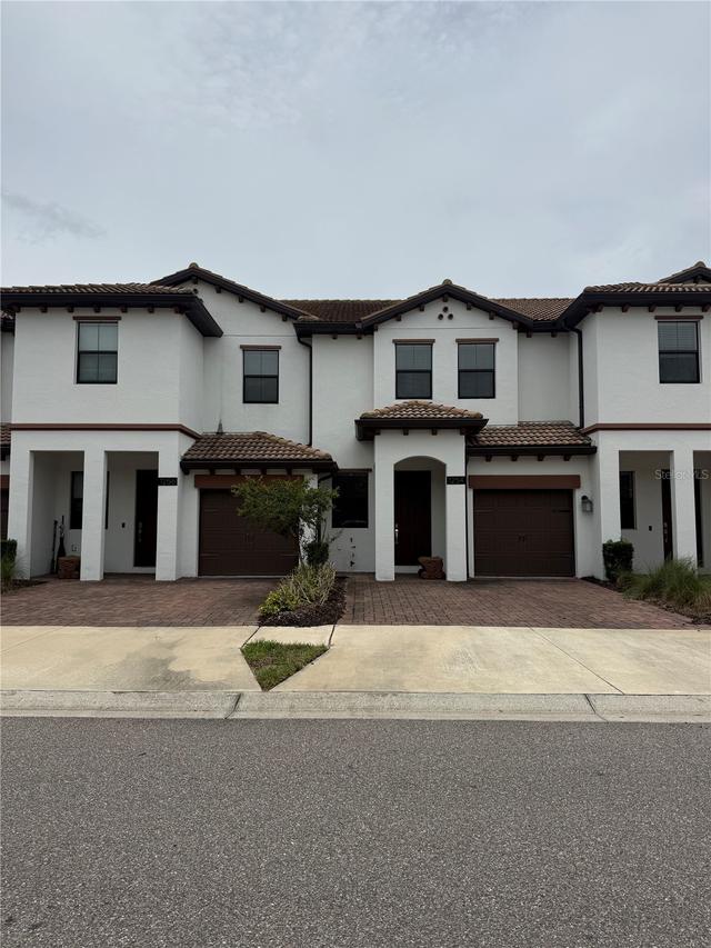 1254 Royal St George Blvd., Davenport, FL 33896