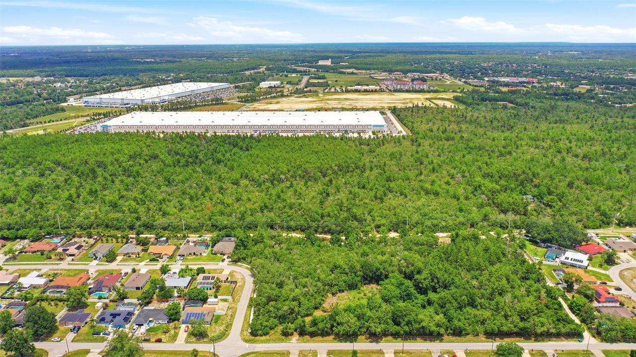 Edgemont (paper) Ave., Deltona, FL 32725
