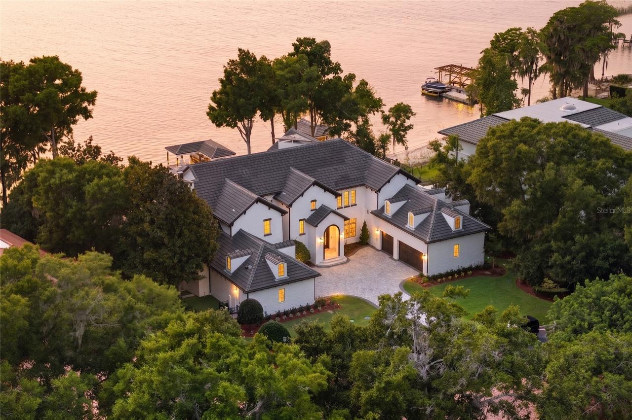 9832 Laurel Valley Dr., Windermere, FL 34786