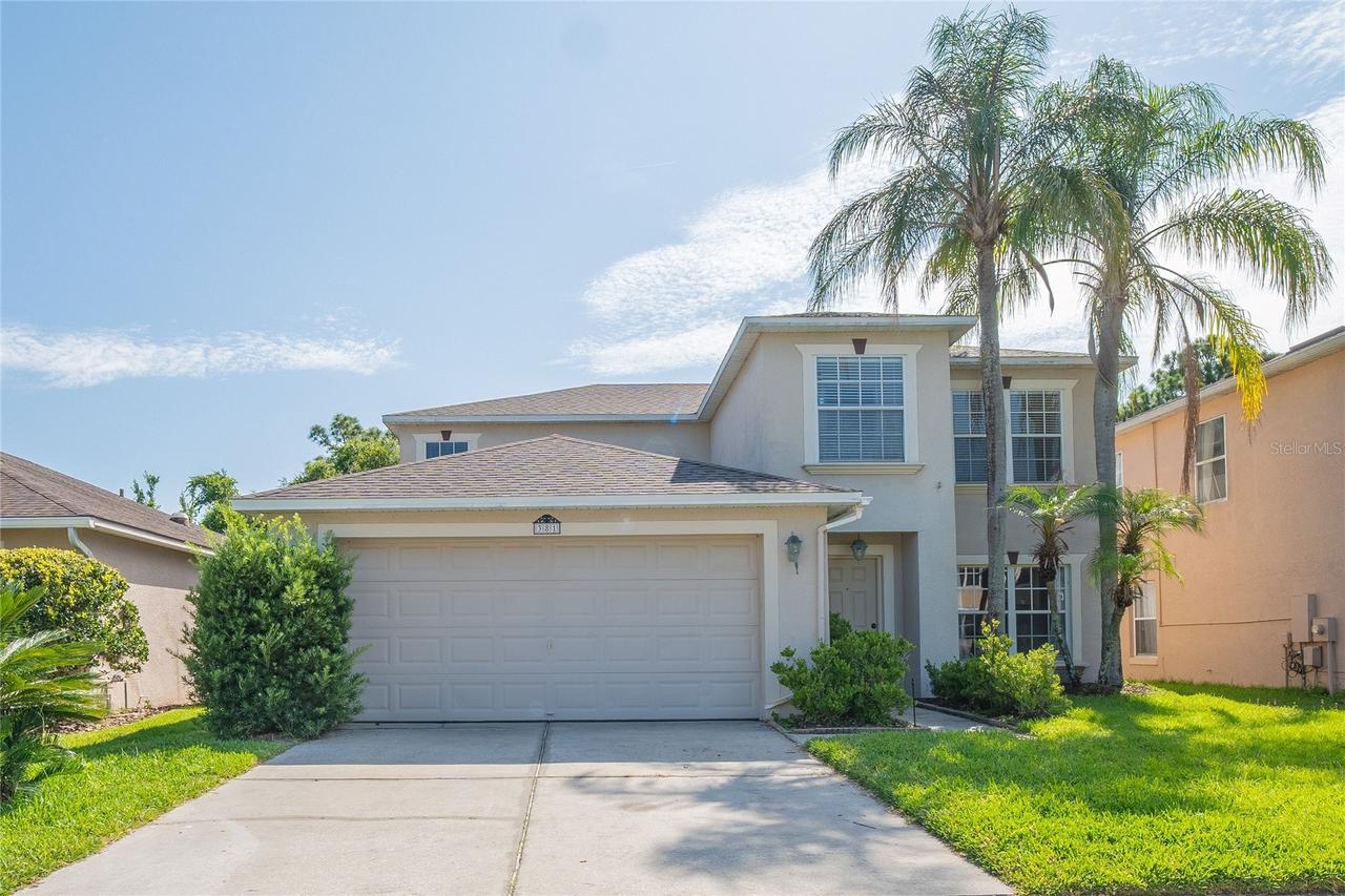 381 Augustine Ct., Oviedo, FL 32765