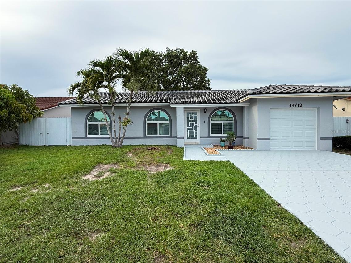 14719 SW 176 Th St., Miami, FL 33187