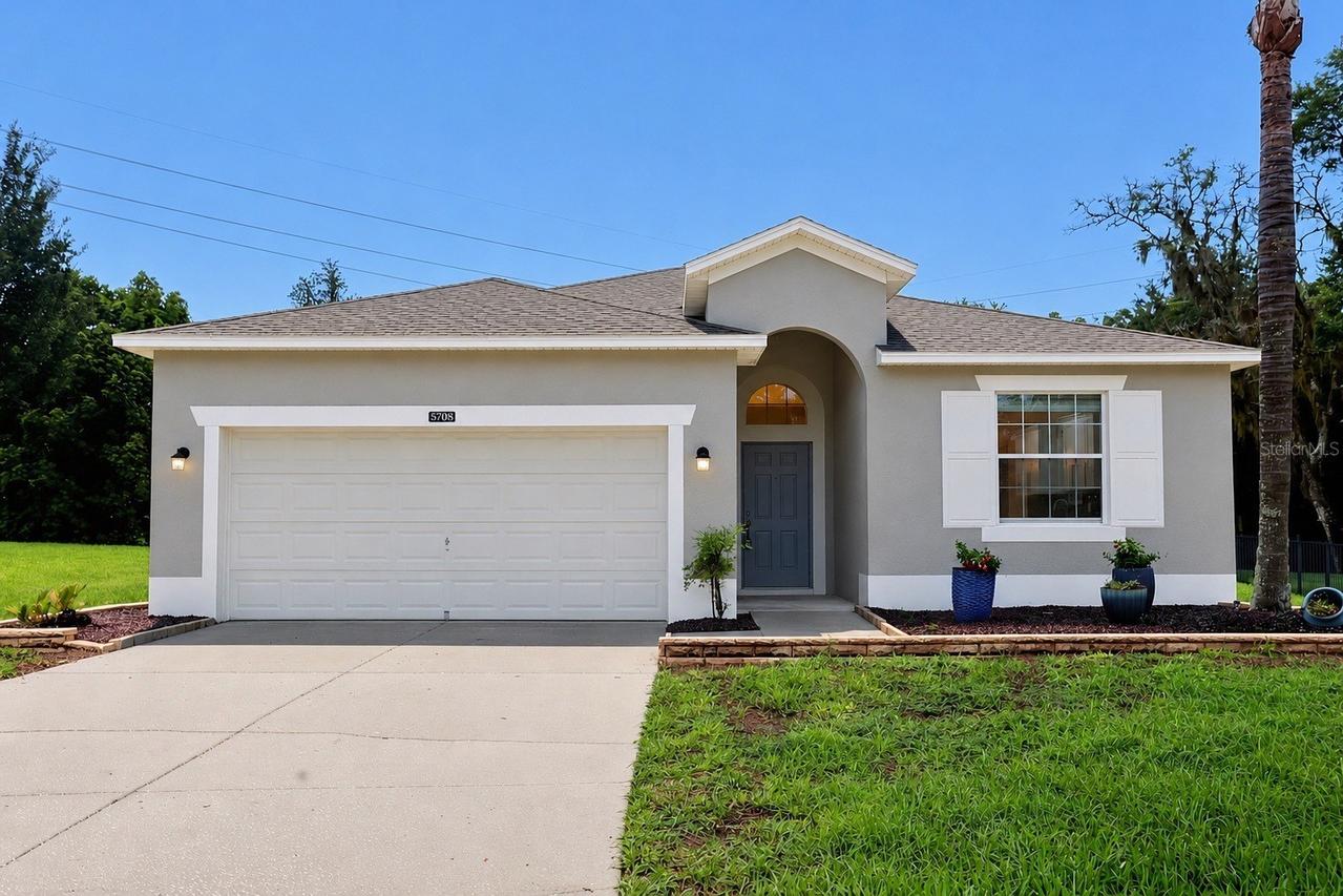 5708 Rutherford Rd., Mount Dora, FL 32757