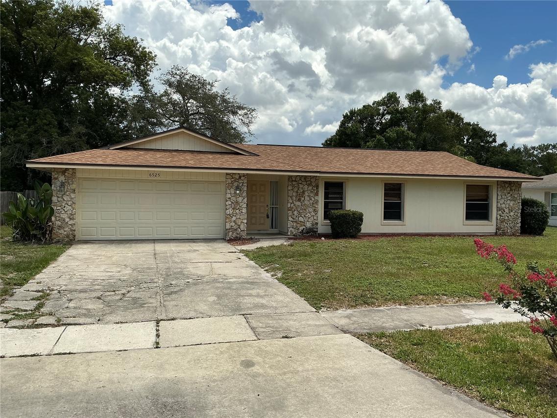 6525 Sugarbush Dr., Orlando, FL 32819