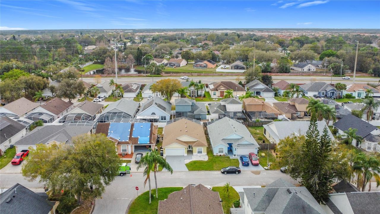 458 Hollinghead Loop Loop, Davenport, FL 33896