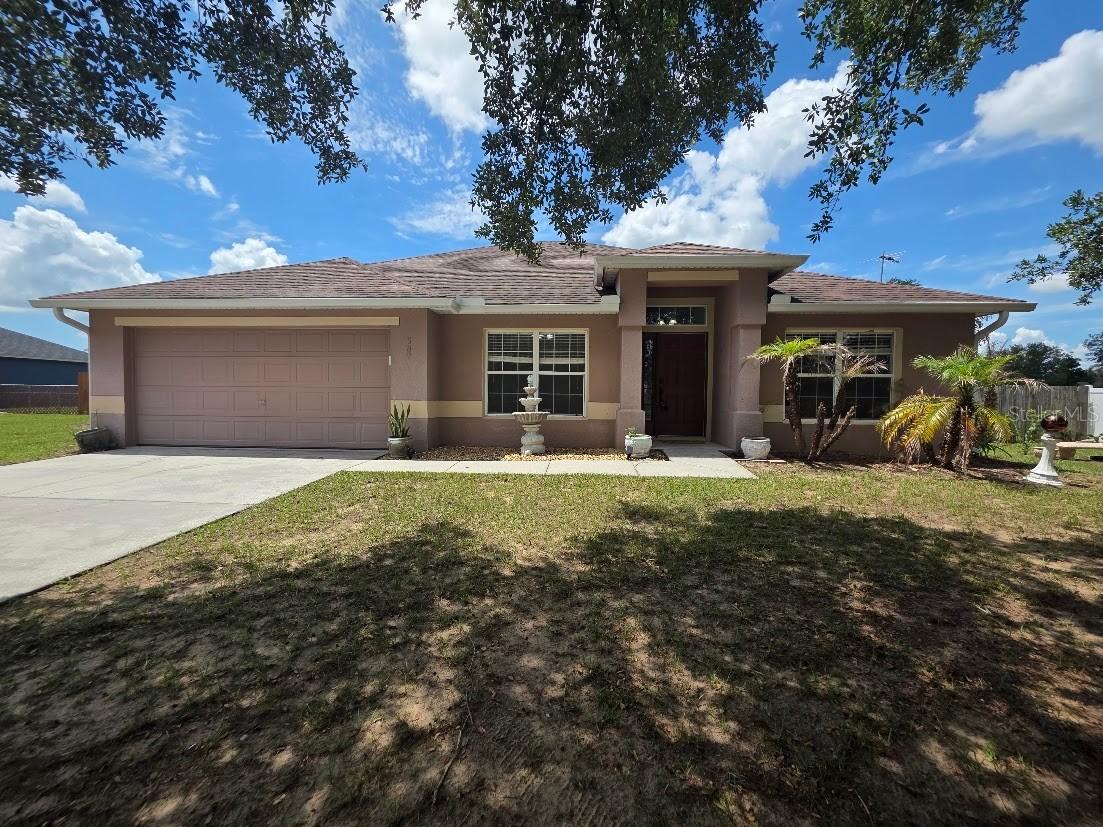 537 Hatchwood Dr., Haines City, FL 33844