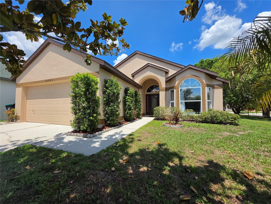 10041 River Glen Ct, Orlando, FL 32825
