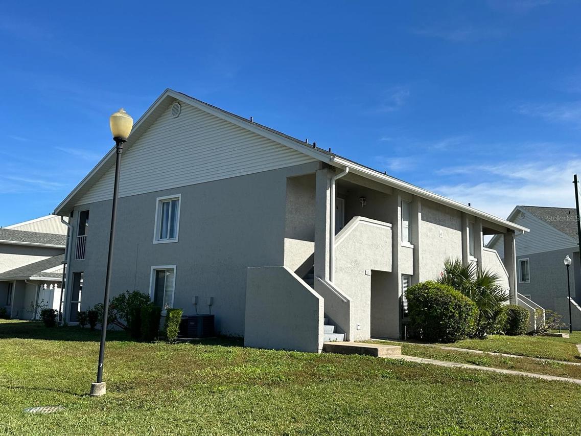 5613 Blue Shadows Ct. #60-2, Orlando, FL 32811