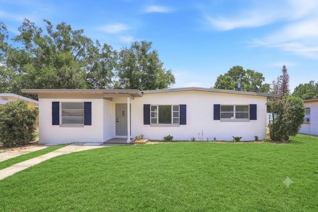1300 Morningside St., Mount Dora, FL 32757