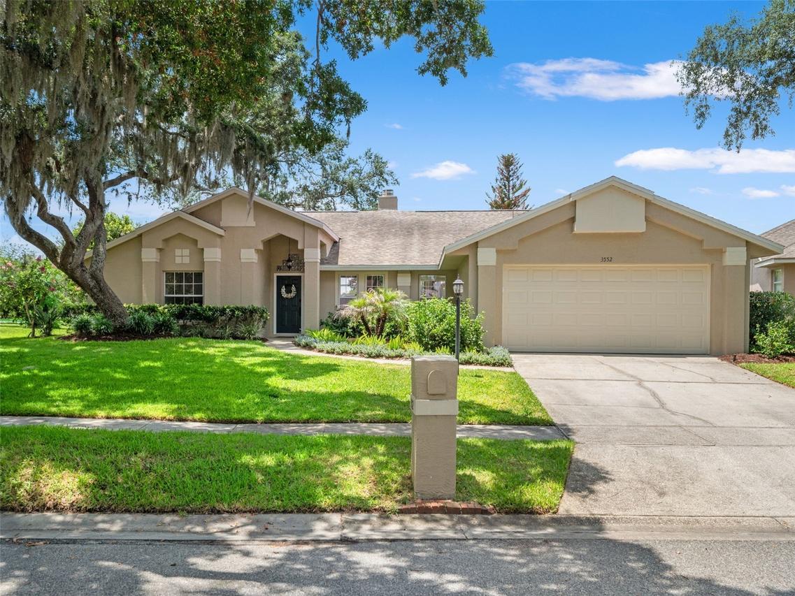 3552 Woodley Park Pl., Oviedo, FL 32765