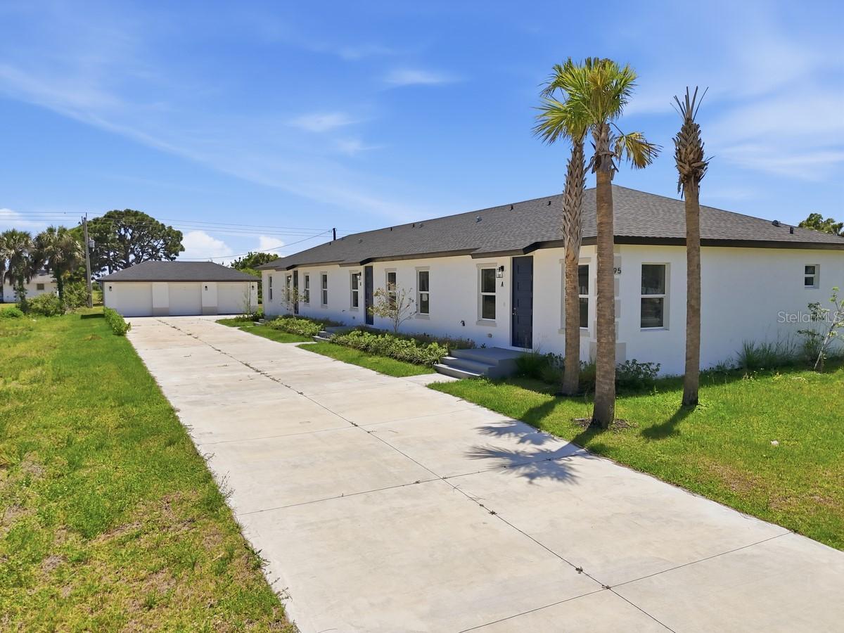 195 Rotonda Blvd. #3, Rotonda West, FL 33947