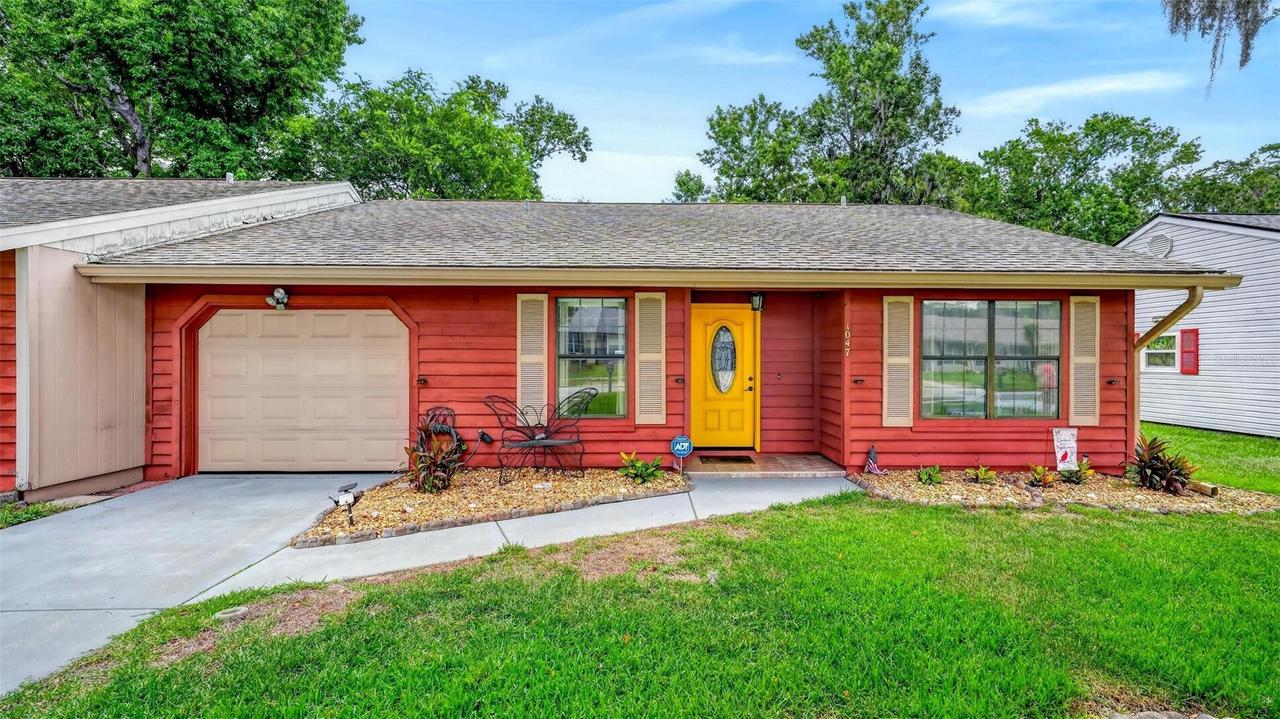 1047 W Samms Ave., Port Orange, FL 32129