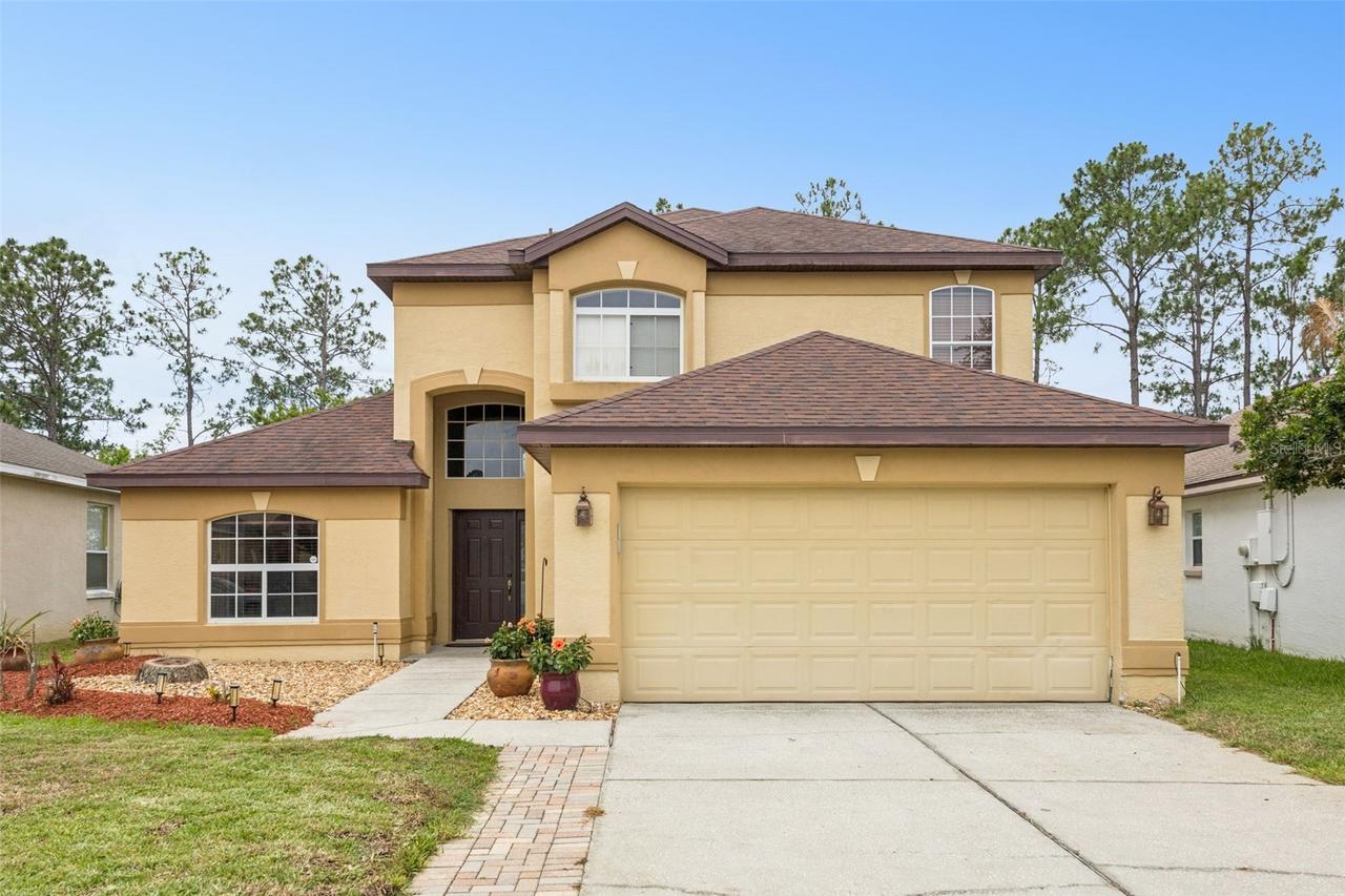 726 Oxford Dr., Davenport, FL 33897