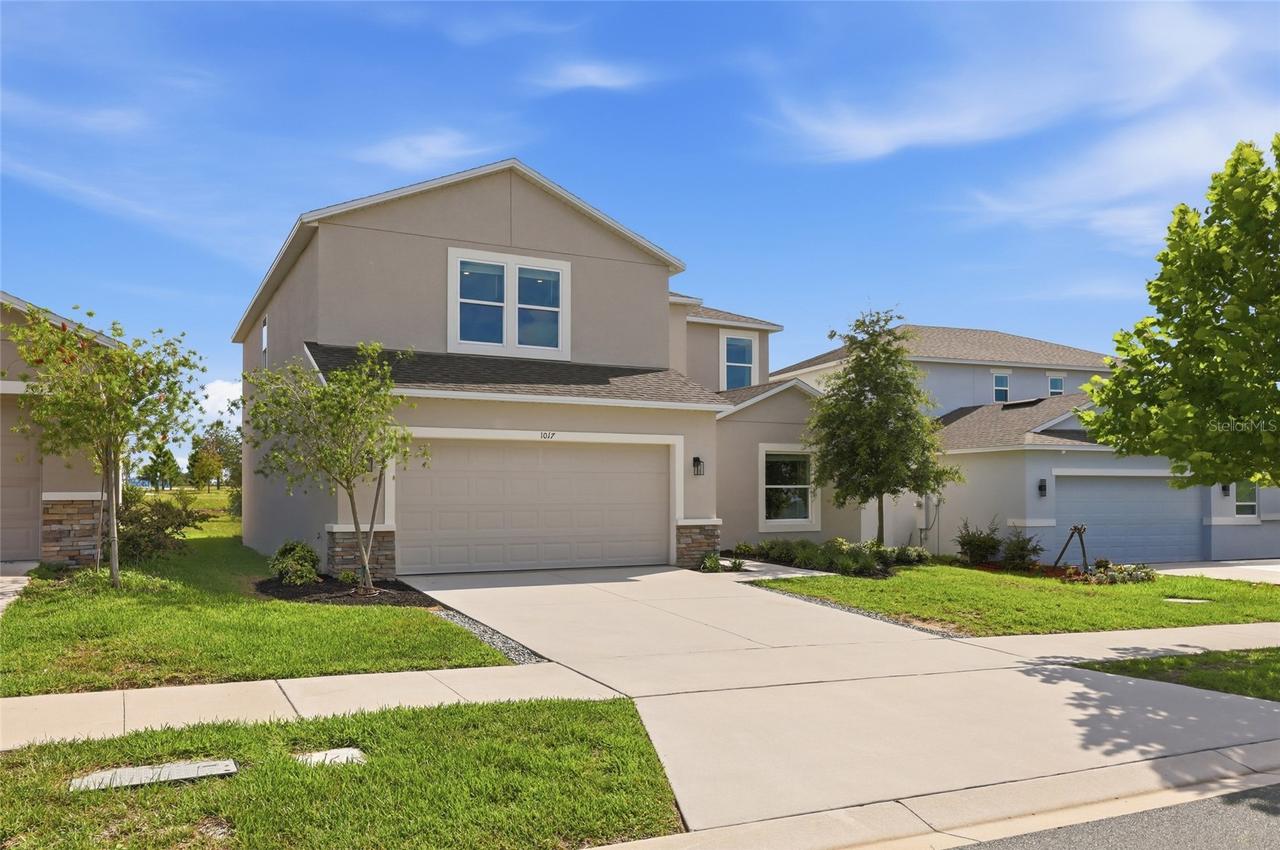 1017 Calico Pointe Cir., Groveland, FL 34736