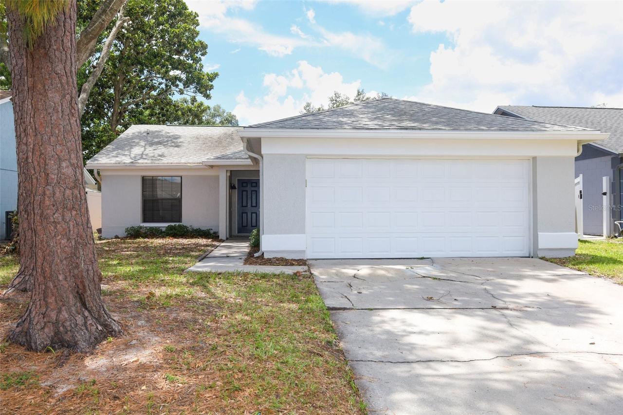 1047 Abell Circle, Oviedo, FL 32765