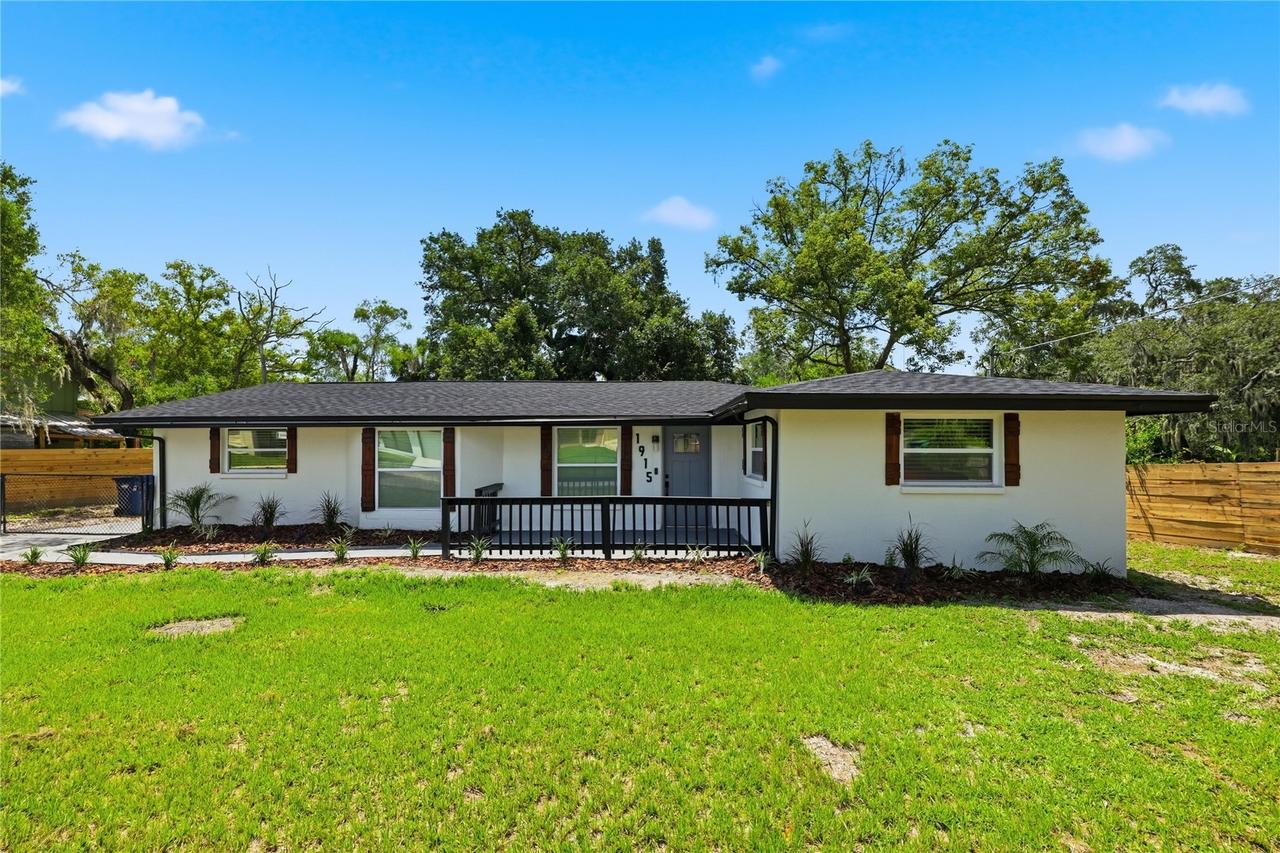 1915 E Mulberry Dr., Tampa, FL 33604