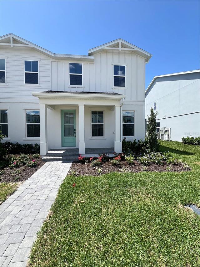 1876 Crowncrest Dr., Apopka, FL 32703