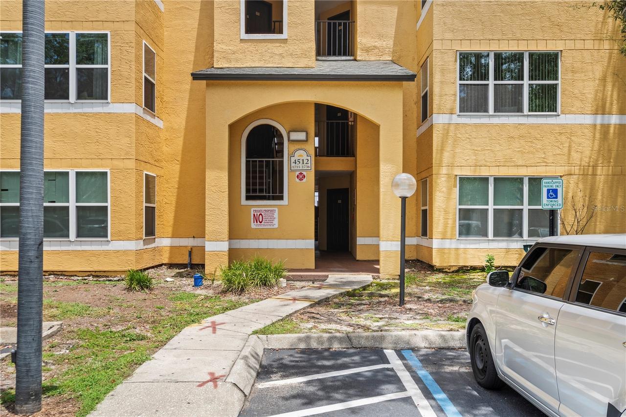 4512 Commander Dr. #1712, Orlando, FL 32822
