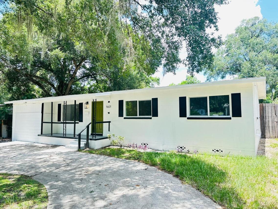5621 Lejeune Dr., Orlando, FL 32808