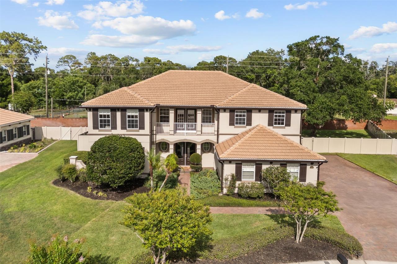5674 Bassett Pl., Sanford, FL 32771