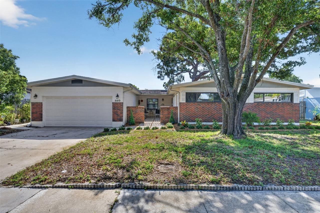 260 E Lauren Ct., Merritt Island, FL 32952