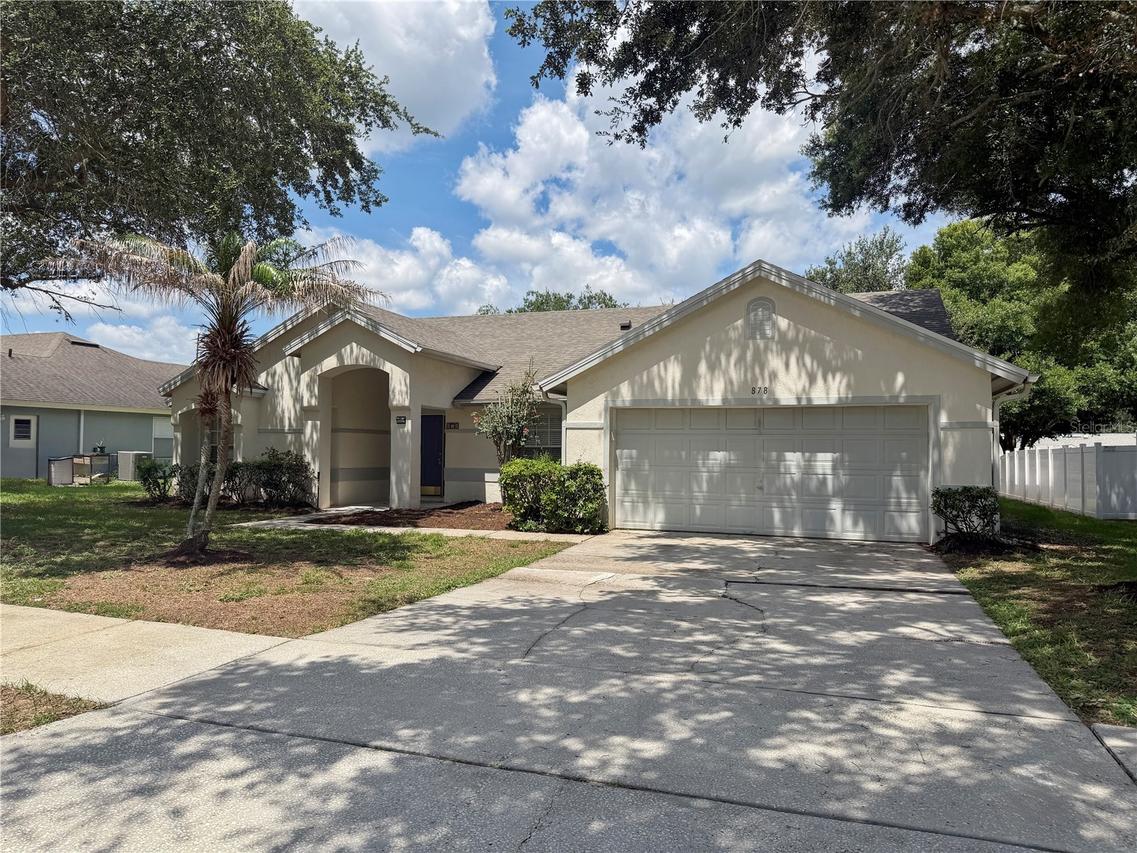 878 High Pointe Cir., Minneola, FL 34715