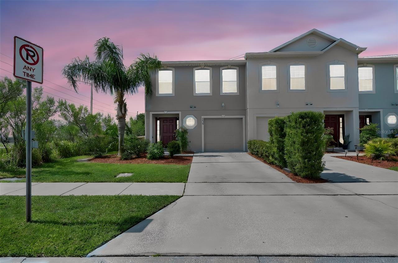 2900 Clarabelle Ct., Kissimmee, FL 34743