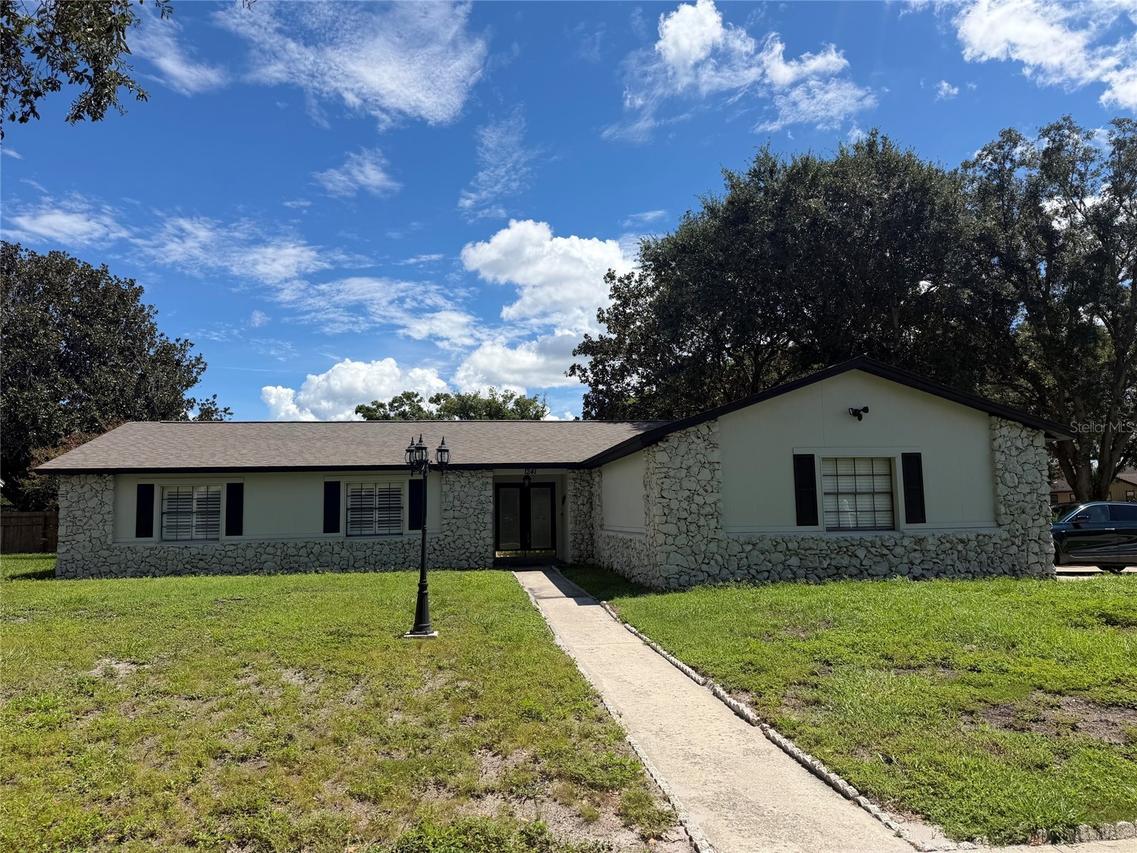 1241 Angeline Ave., Orlando, FL 32807