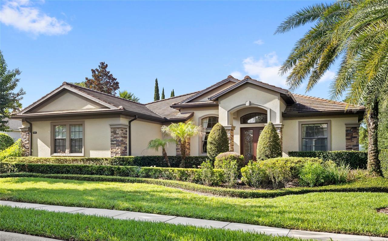 25447 High Hampton Cir., Sorrento, FL 32776