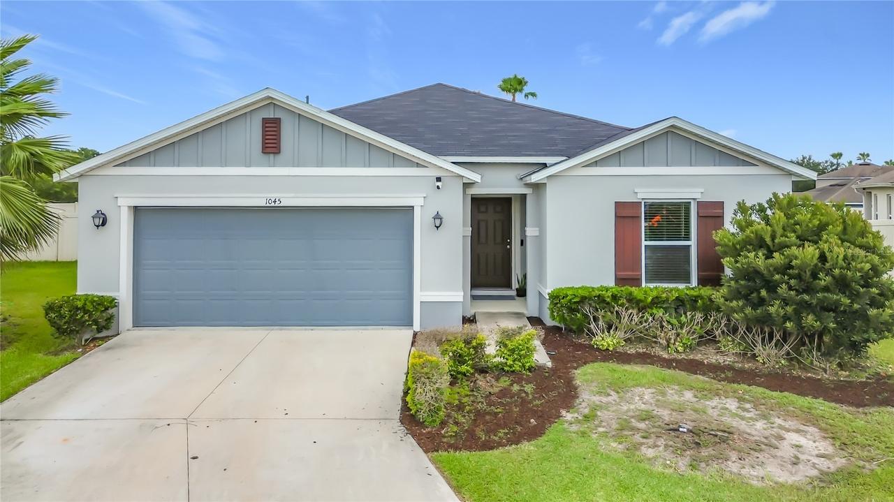 1045 Augustus Dr., Davenport, FL 33896