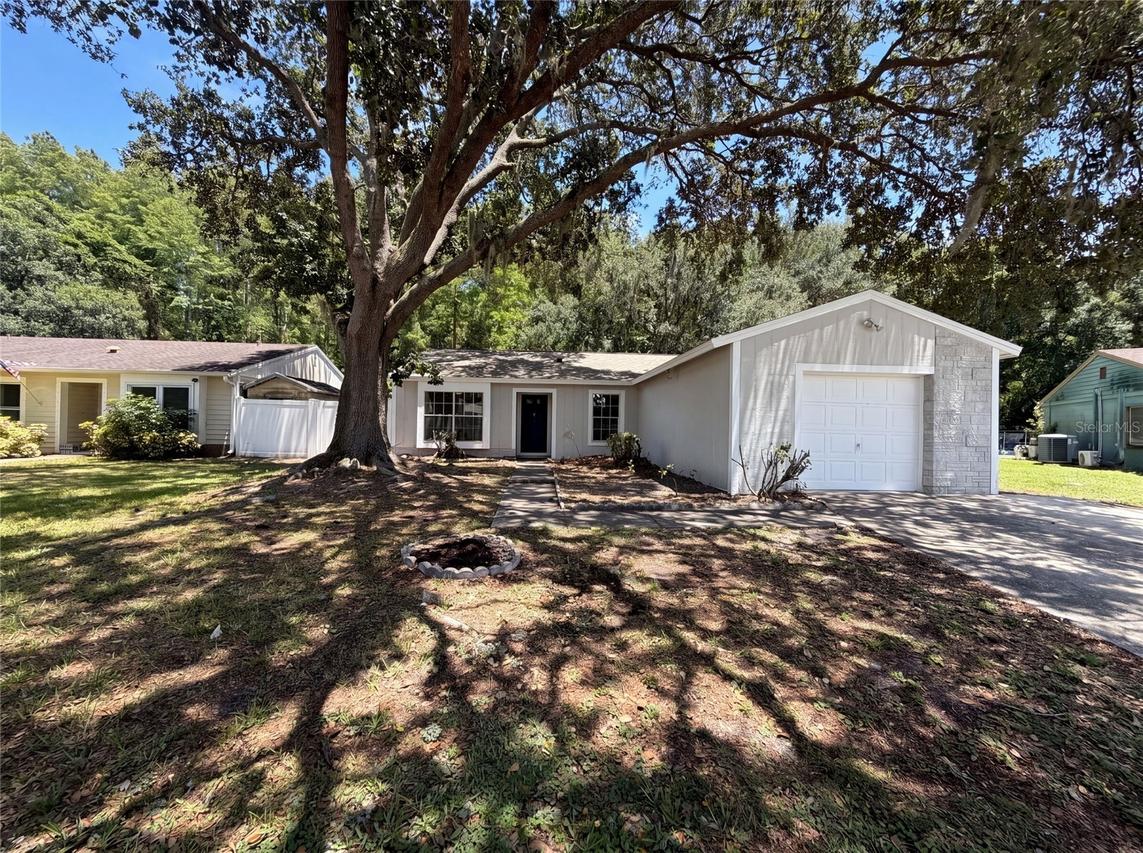 5720 Kneeland Ln., Tampa, FL 33625