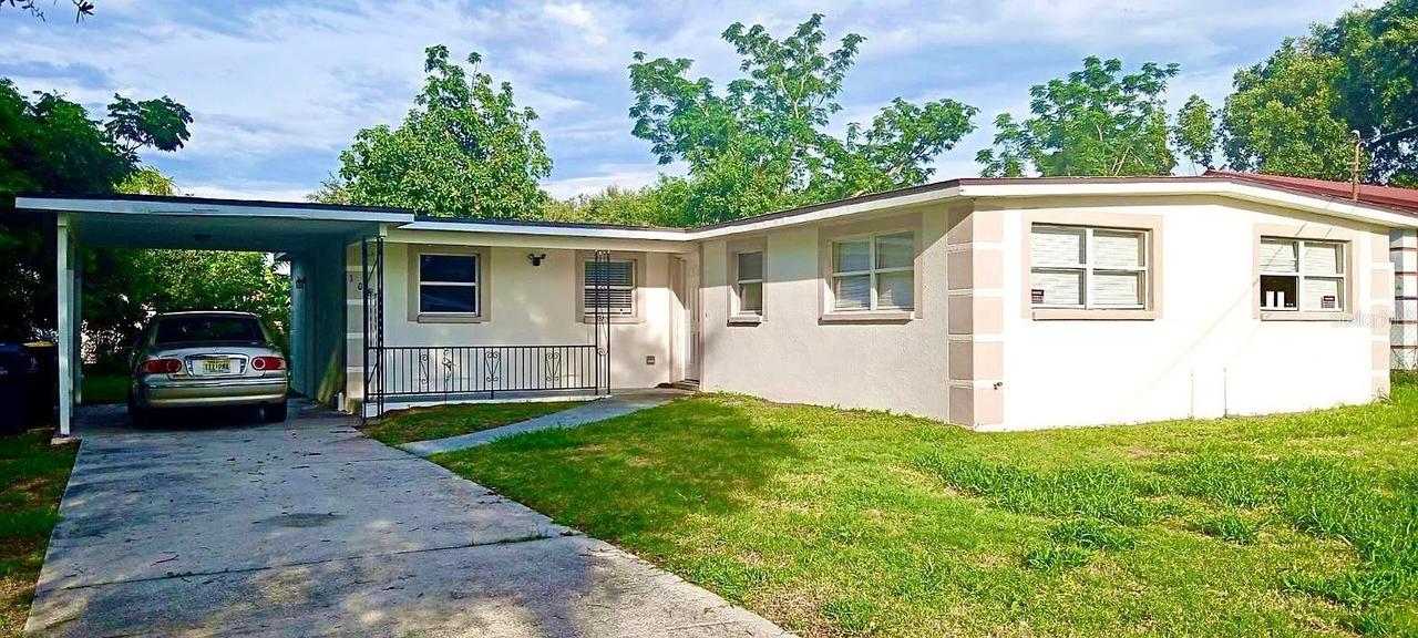 108 Edgewater Dr., Winter Haven, FL 33881