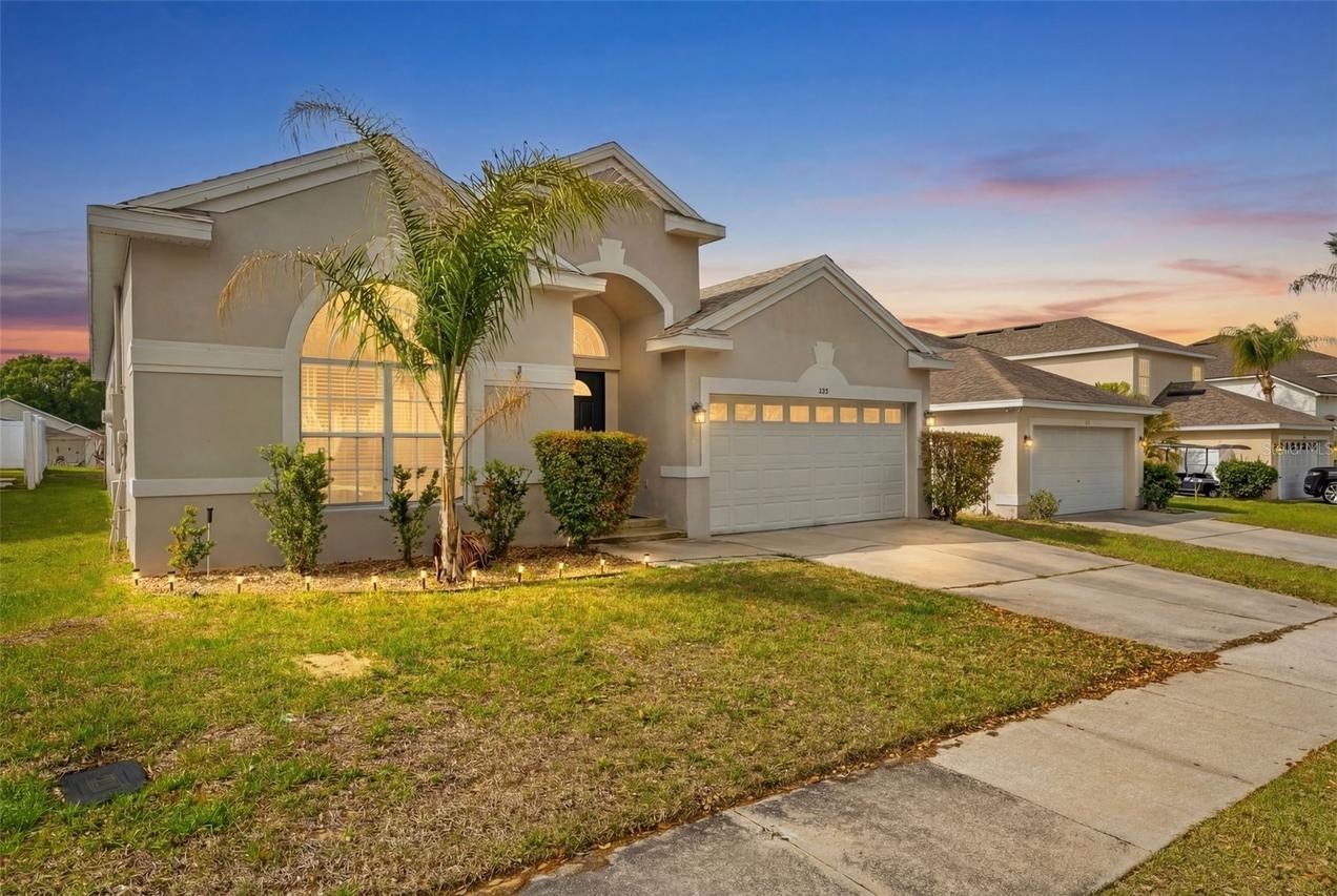 208 Troon Cir., Davenport, FL 33897