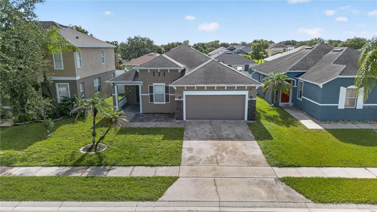 1983 Kimlyn Cir., Kissimmee, FL 34758
