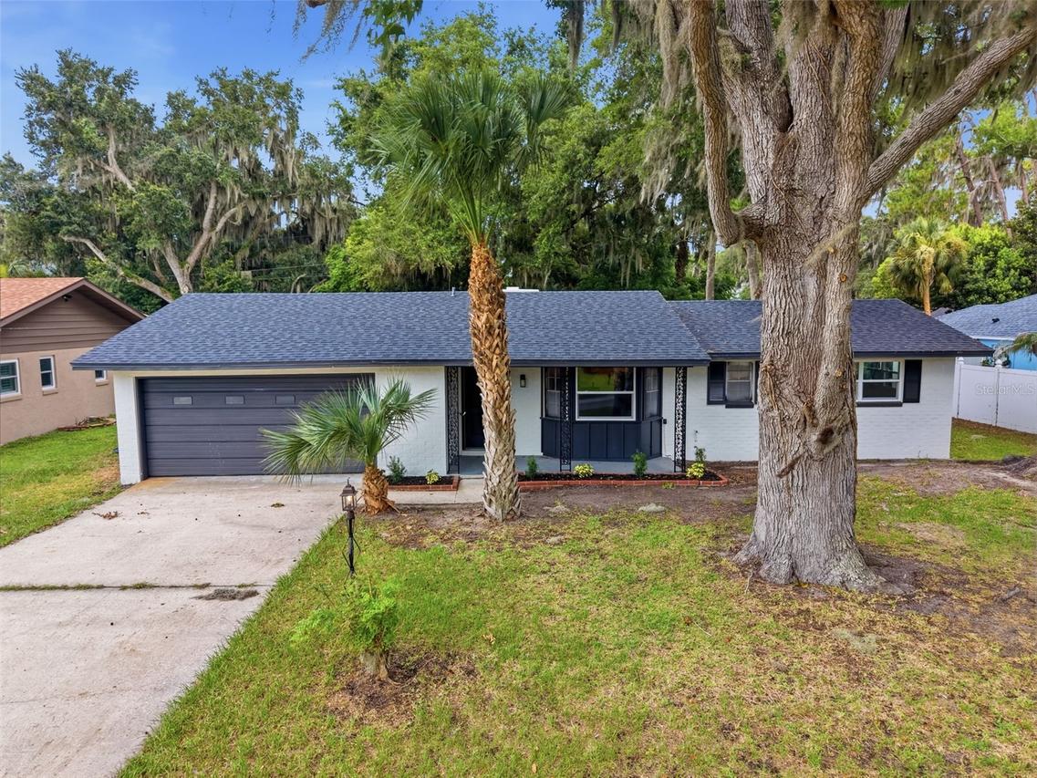 4146 Cactus Ln., Mount Dora, FL 32757