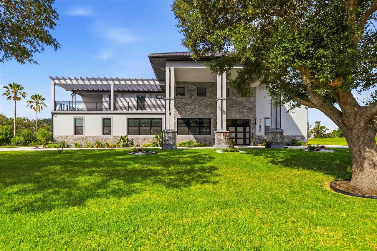 17025 Royal Palm Dr., Groveland, FL 34736