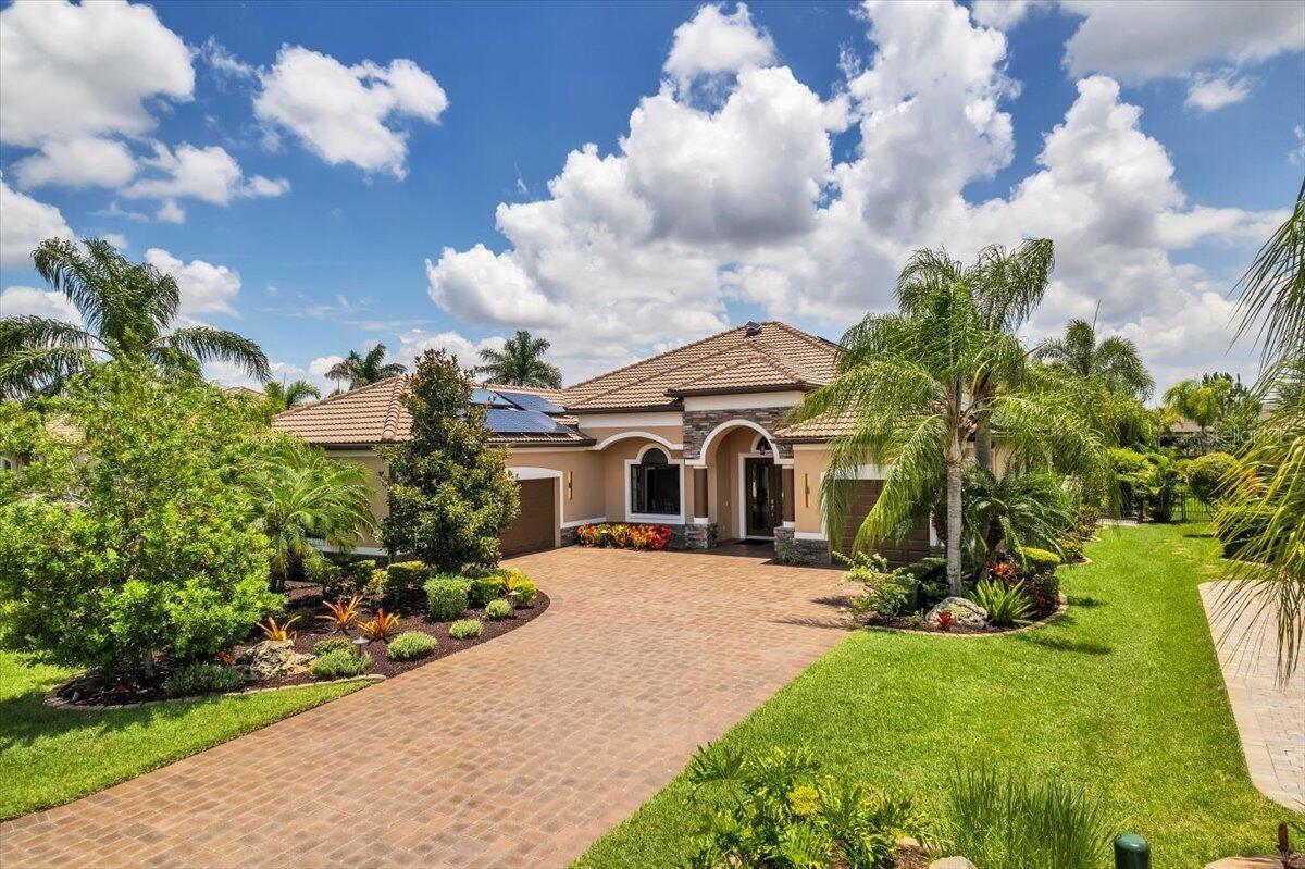 957 145th Street Cir., Bradenton, FL 34212