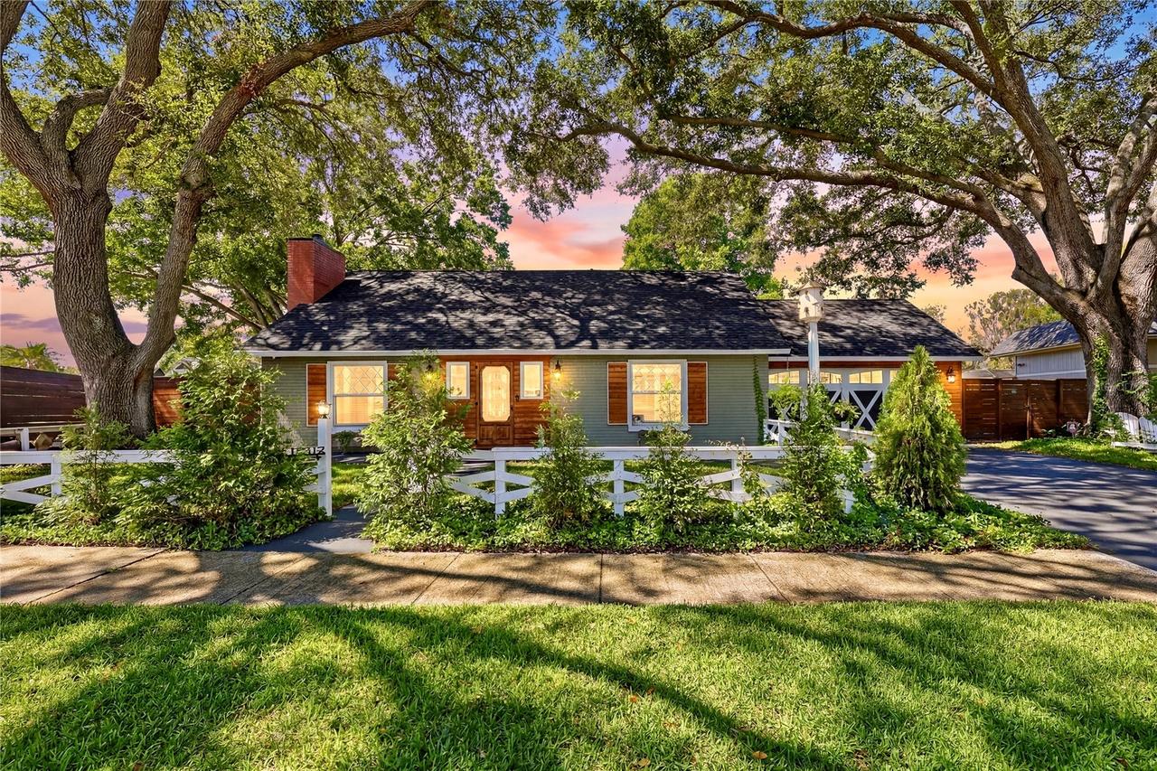 13512 Lake Magdalene Dr., Tampa, FL 33613