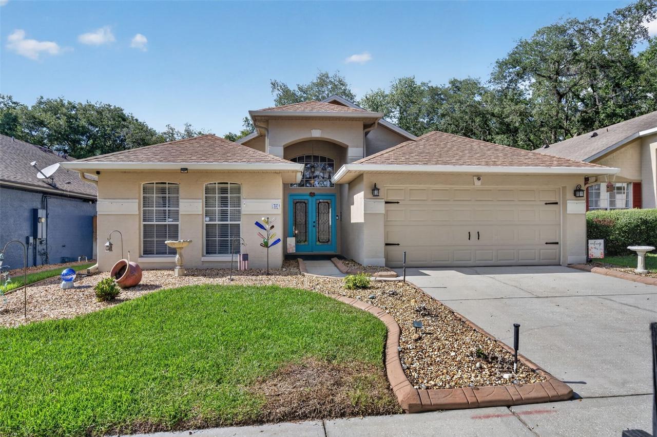 160 Easton Cir., Oviedo, FL 32765