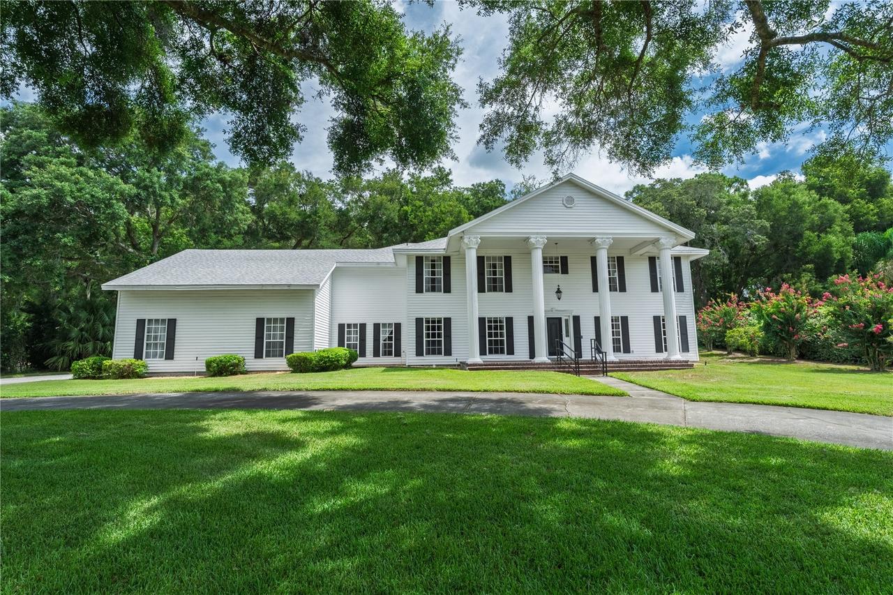 7219 Chesterhill Cir., Mount Dora, FL 32757