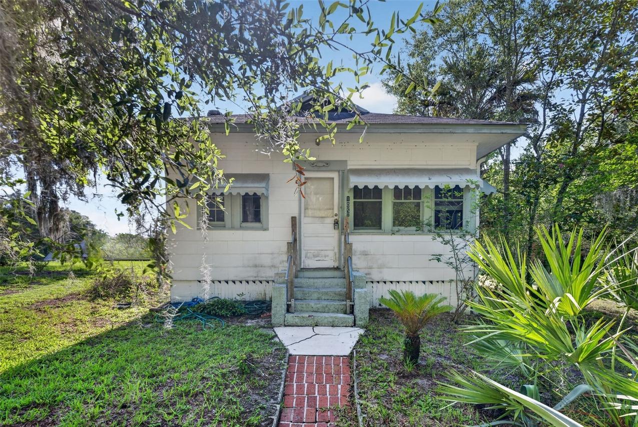 1059 Bedell Ave., Lake Helen, FL 32744