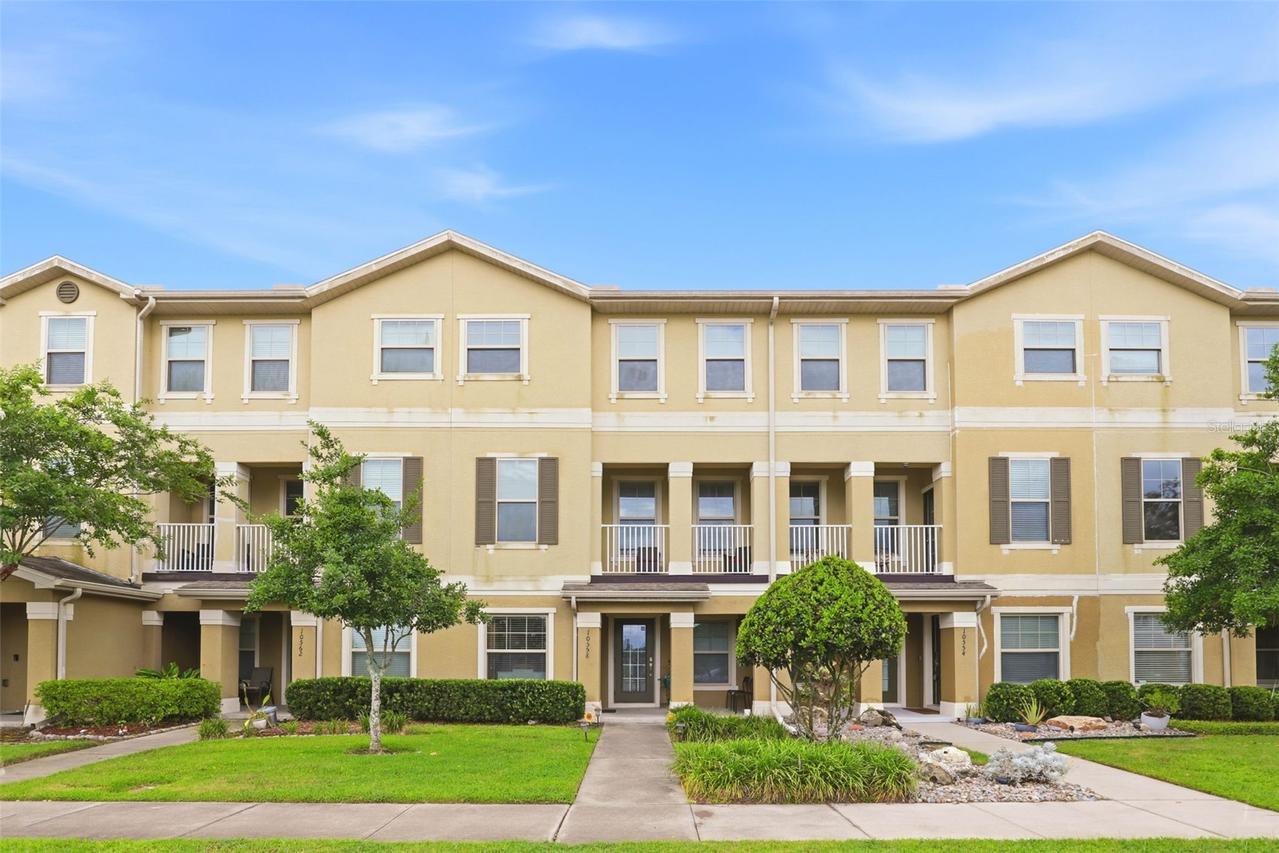 10558 Green Ivy Ln., Orlando, FL 32832