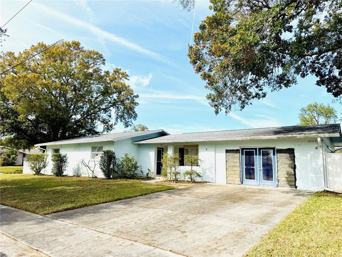 1221 Leeway Ave., Orlando, FL 32810