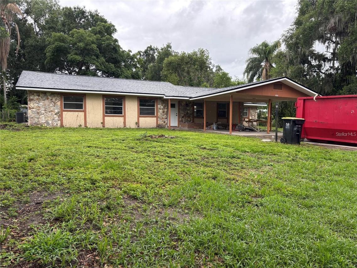 2035 Voltaire St., Lakeland, FL 33801