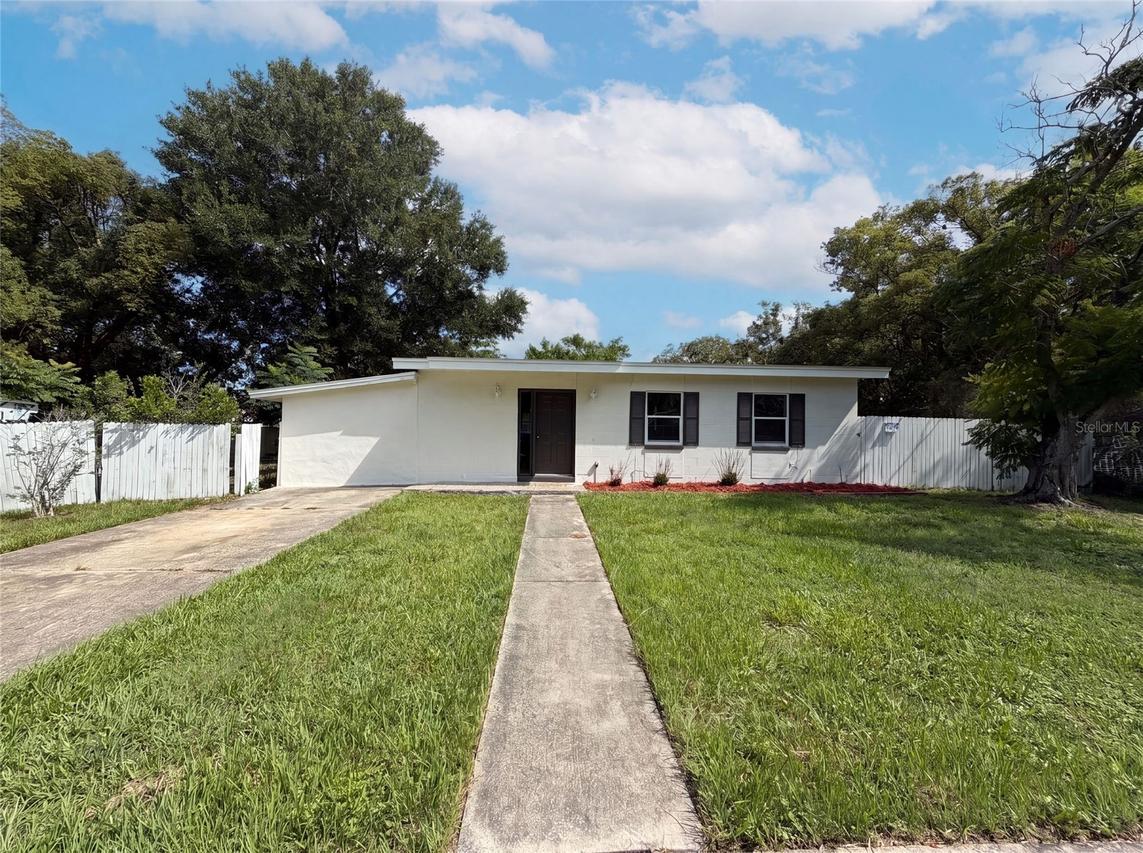 1502 Daroca Dr., Deltona, FL 32725