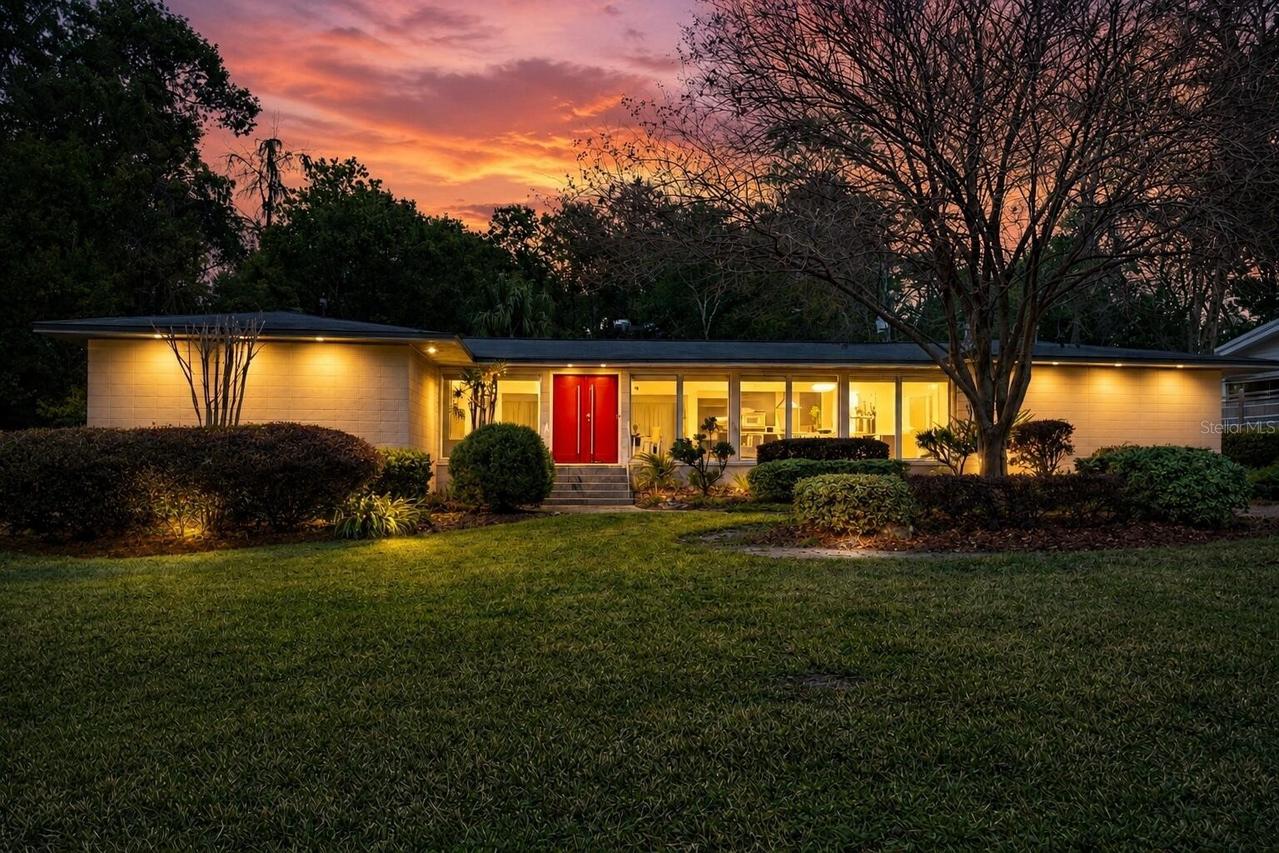 2906 SW 2nd Ave., Gainesville, FL 32607