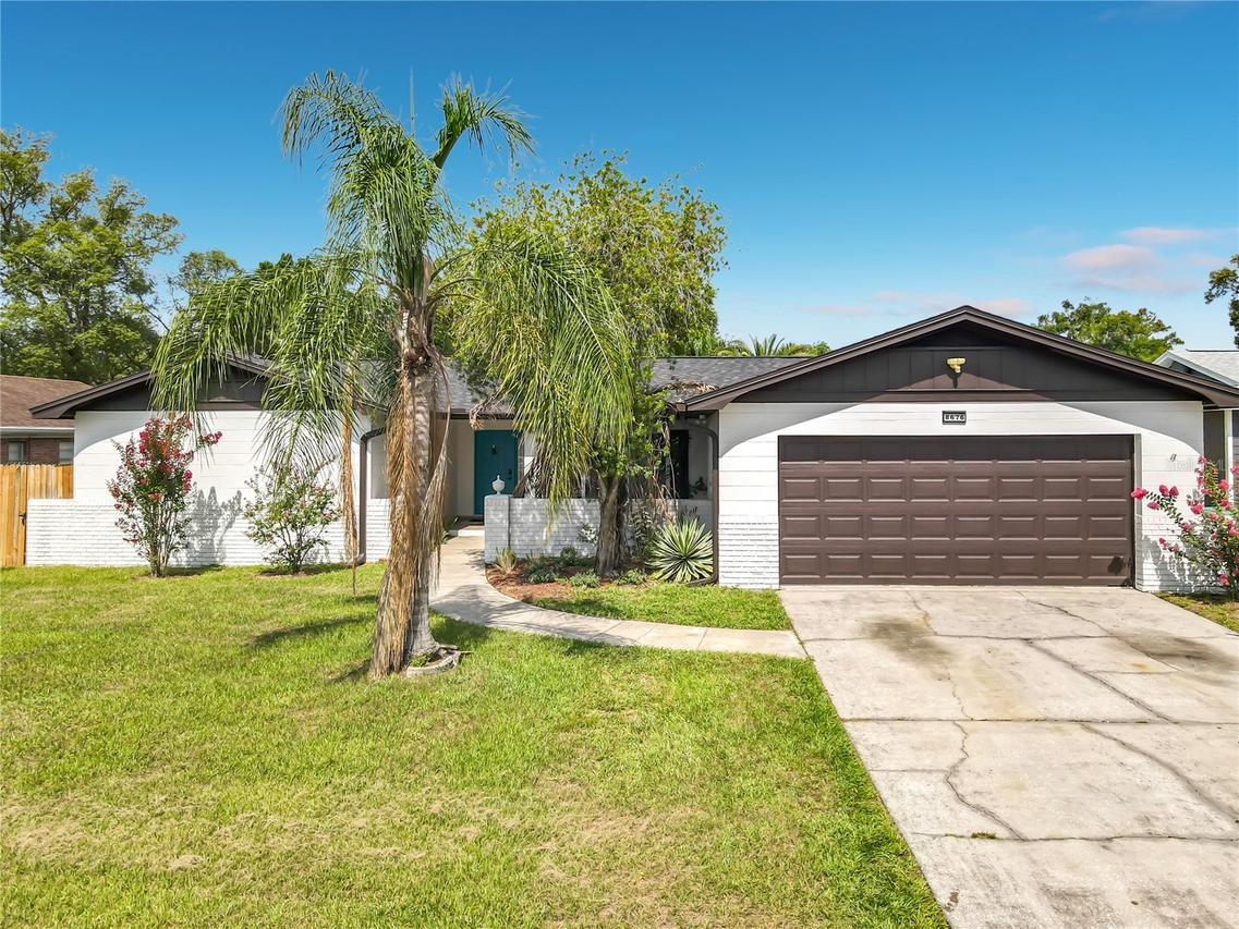 8676 Hillside Dr., Orlando, FL 32810