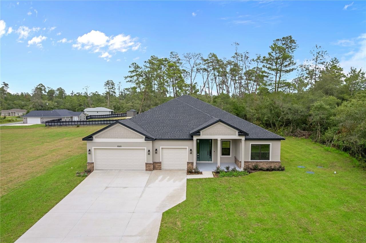 8065 N Dothan Dr., Dunnellon, FL 34433