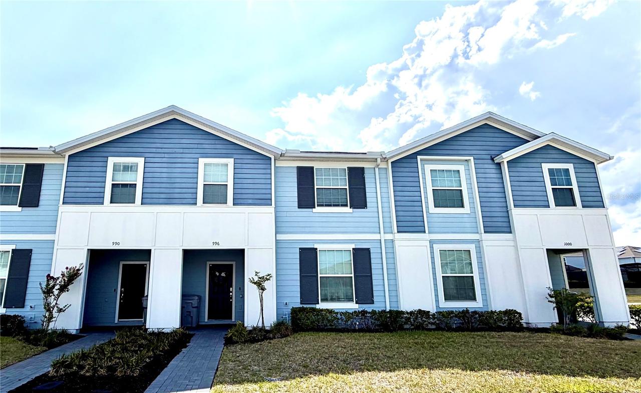 996 Paradise Dr., Davenport, FL 33897