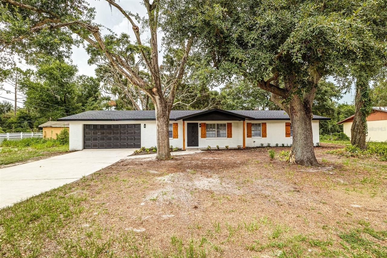 5421 Lake Luther Rd., Lakeland, FL 33805